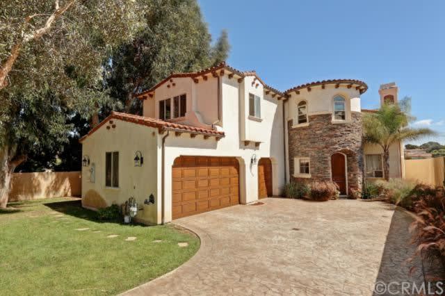 438 Meadows Ave