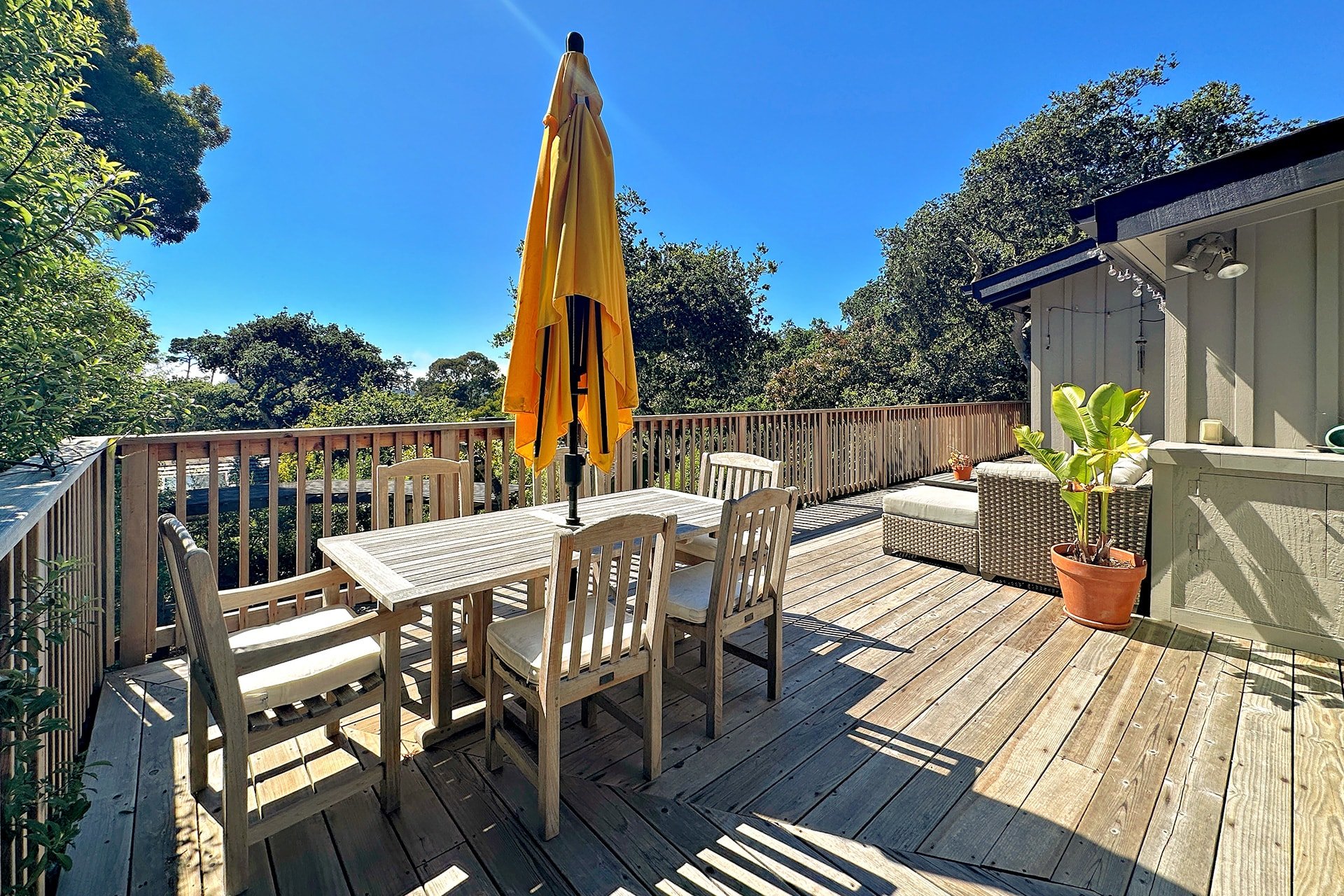 Grey Goose - Charming Downtown Carmel Cottage
