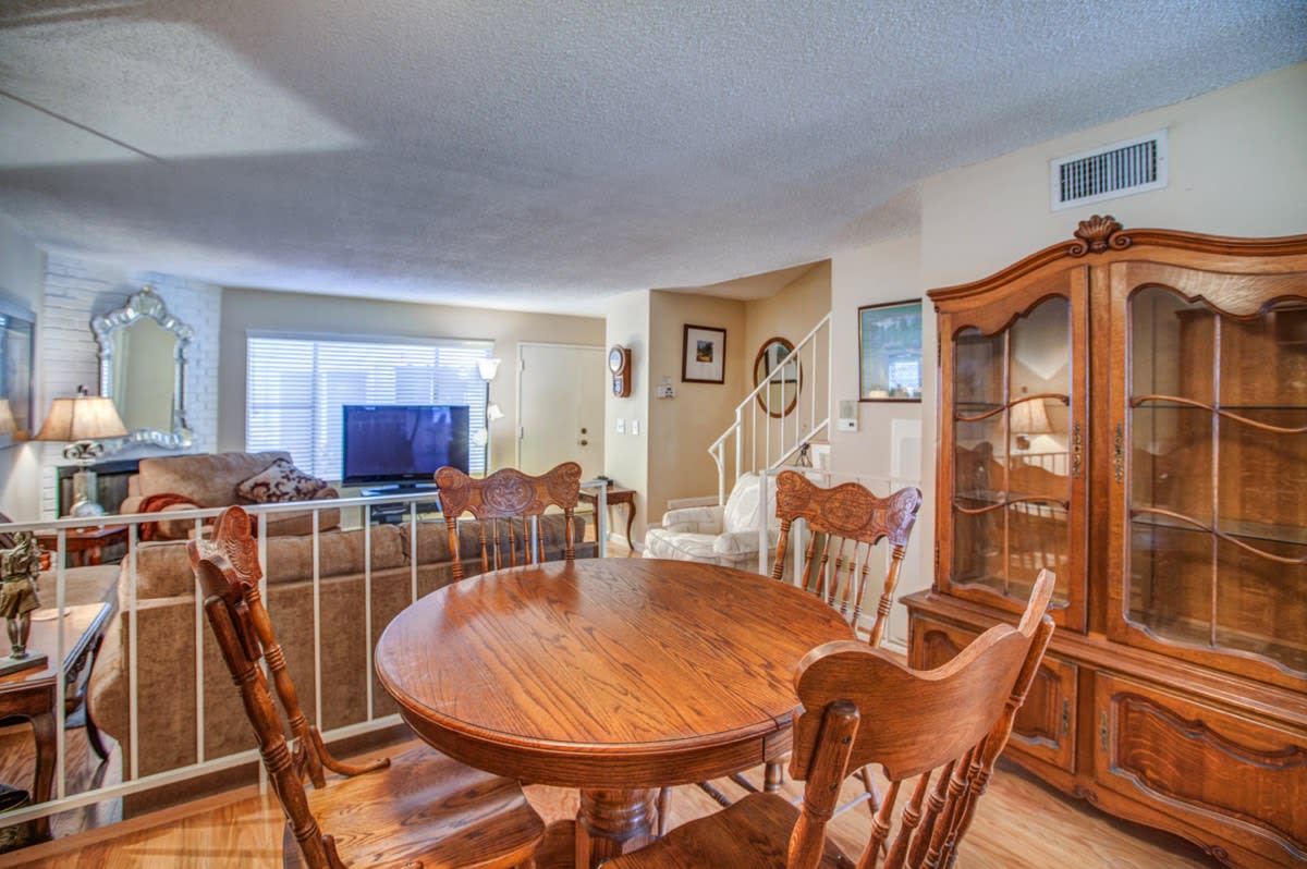 4216 Ethel Ave 6, Studio City, CA