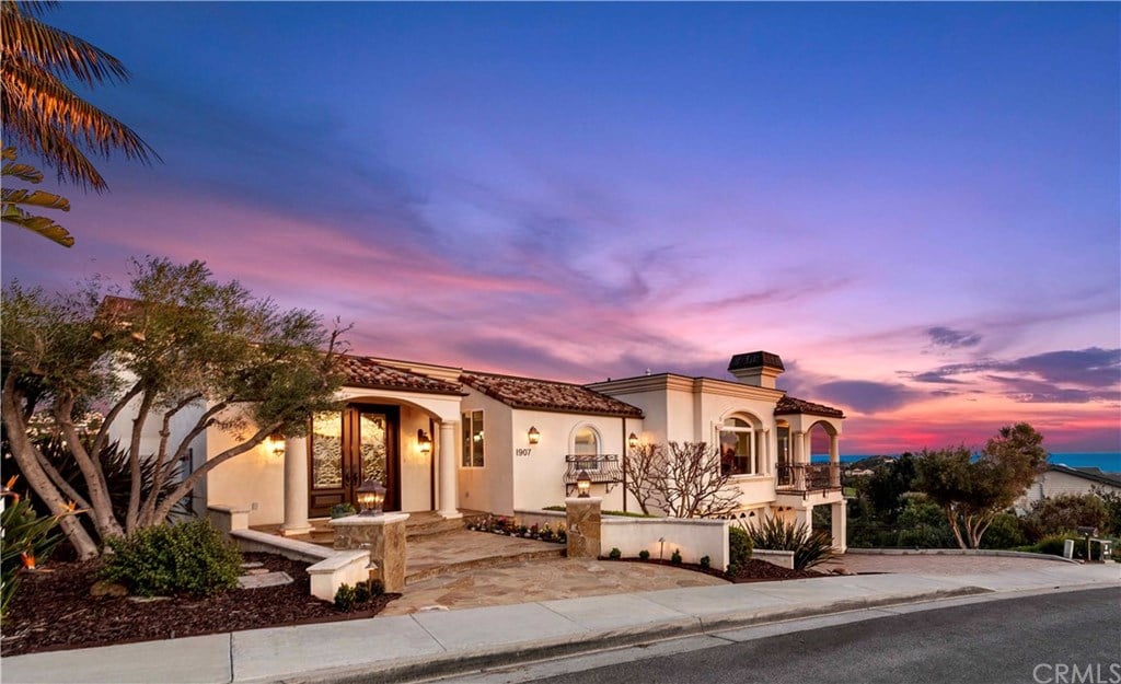 1907 Avenida Salvador, San Clemente