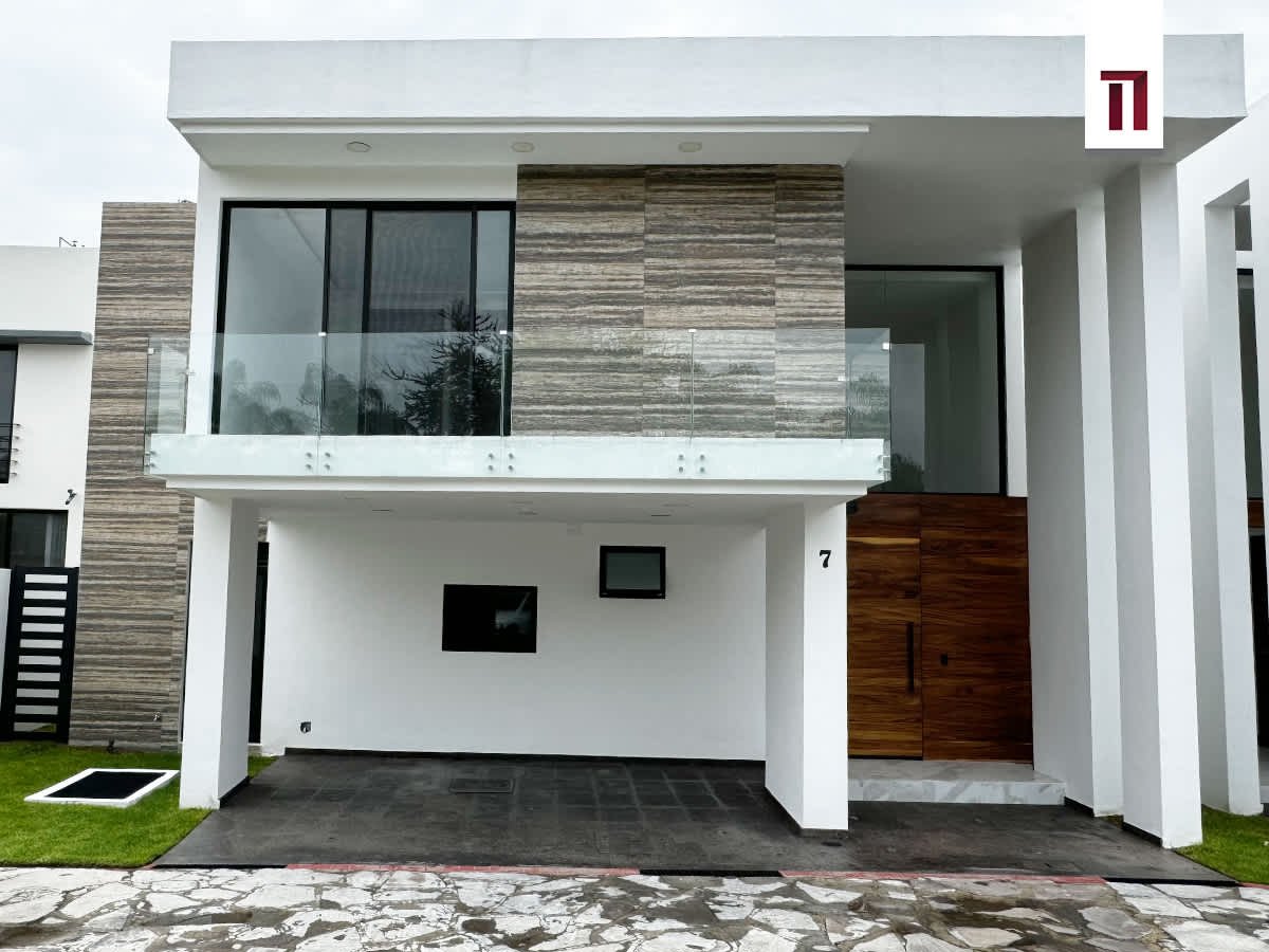 Casa en venta en Riconada de la Tijera $8'700,000.00 MN