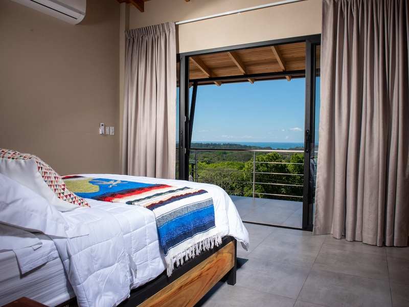  Casa MK, a stunning 5-bedroom Ocean View Home