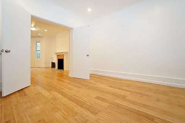 67 Clarkson Avenue Unit: 3