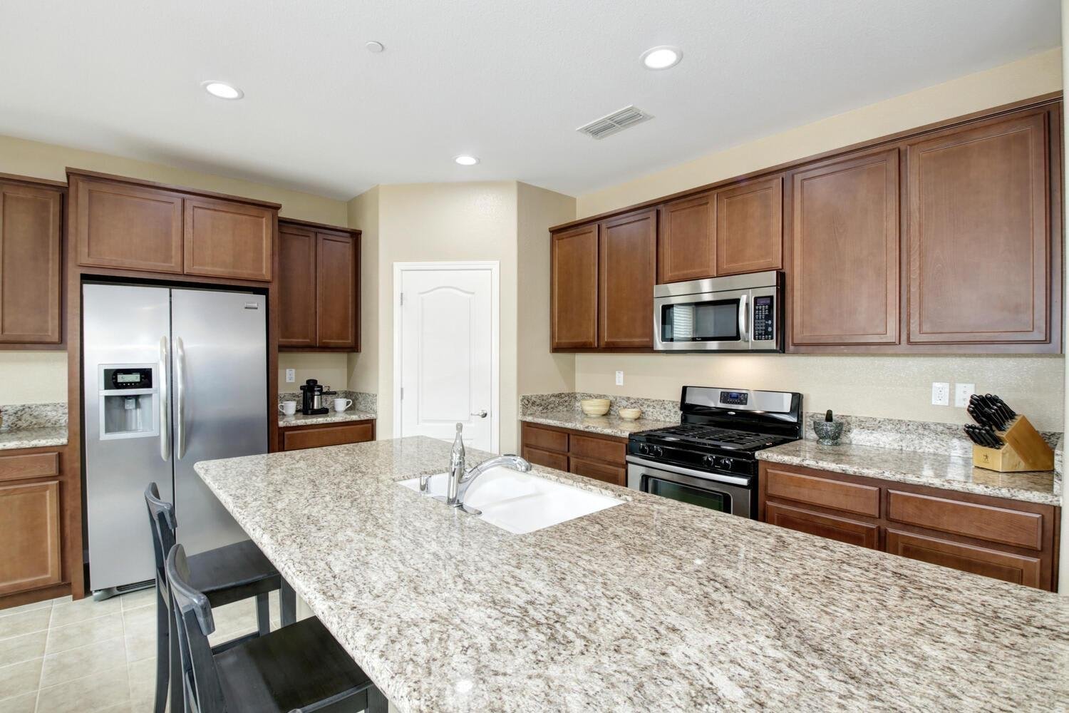 1342 Newton Dr