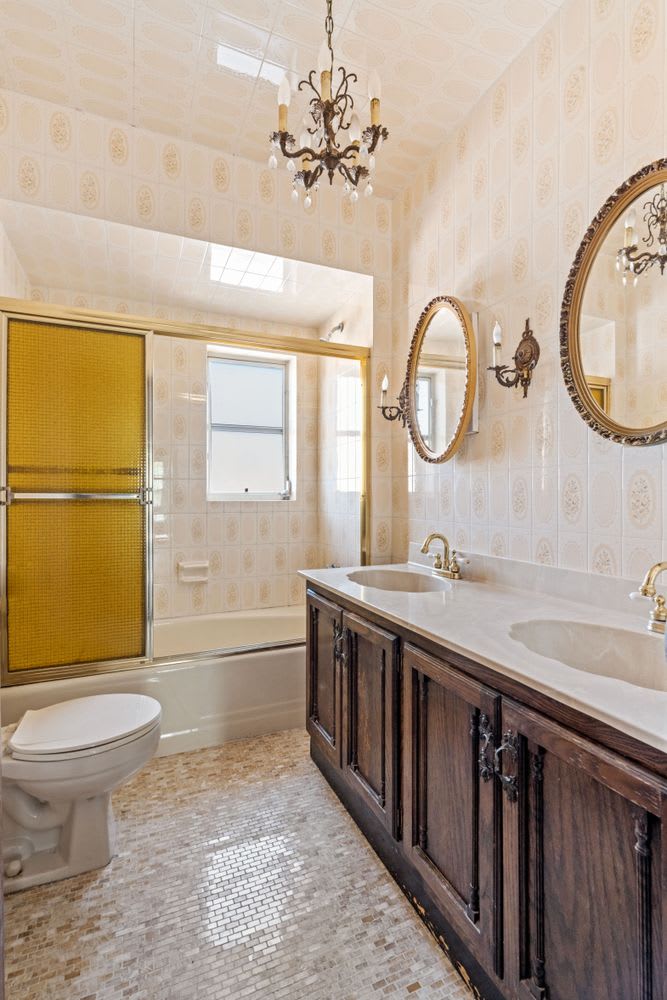 47 Bay Ridge Pkwy