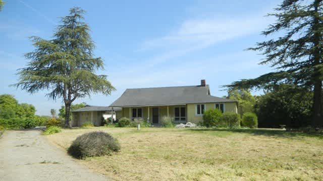 361 Ravenscroft Dr