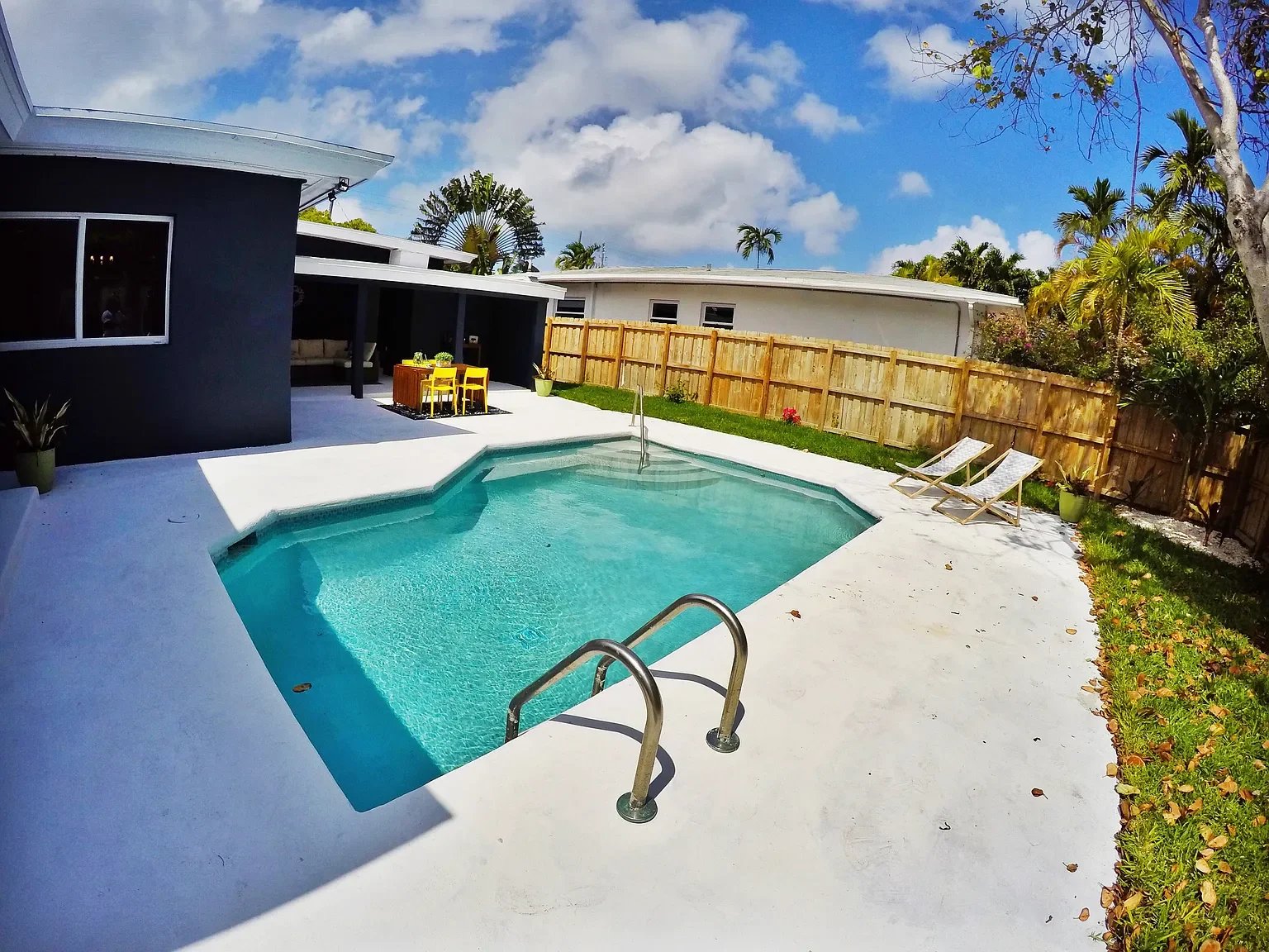 1320 Daytonia Rd