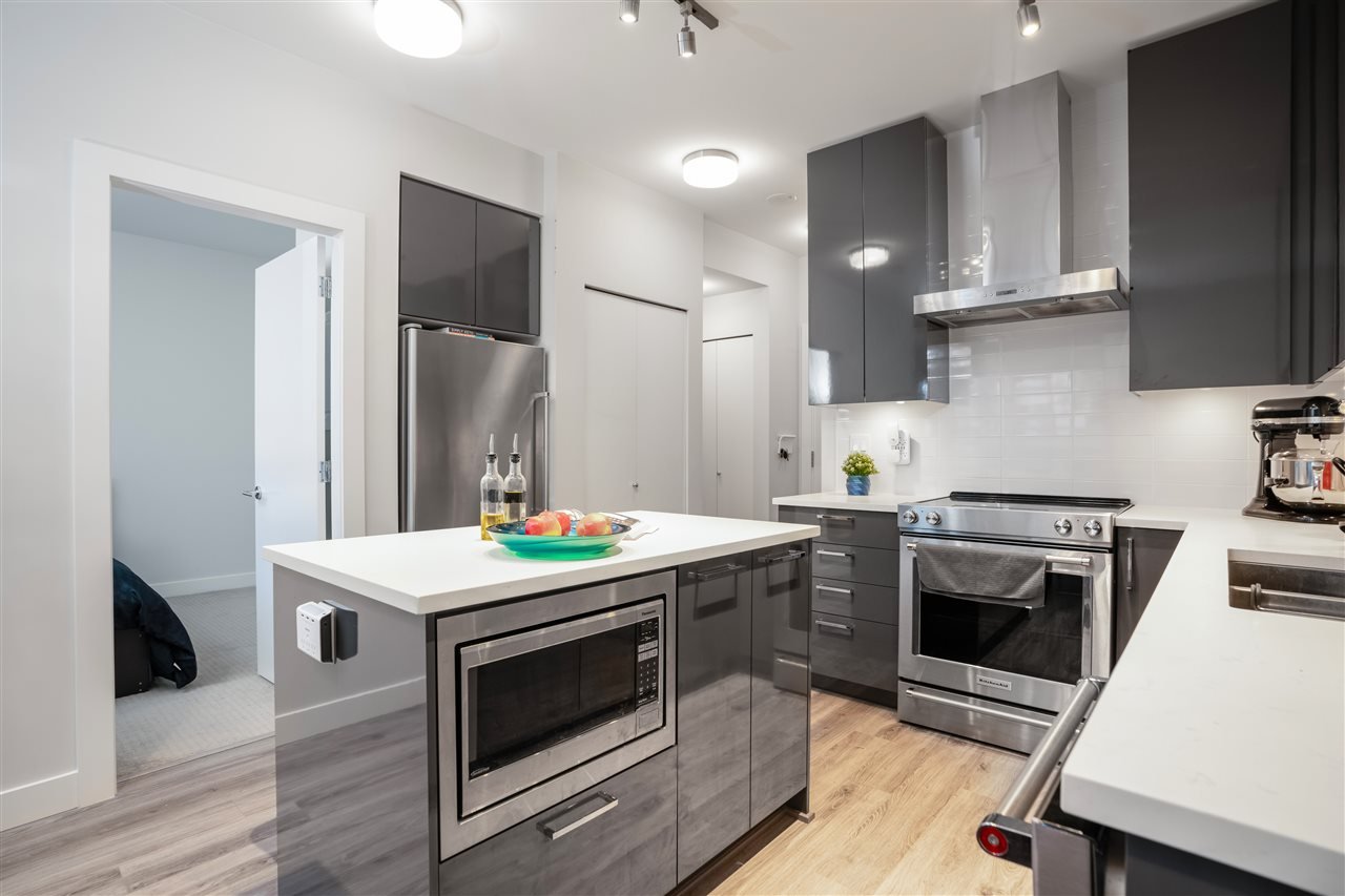 317-1768 Gilmore Ave