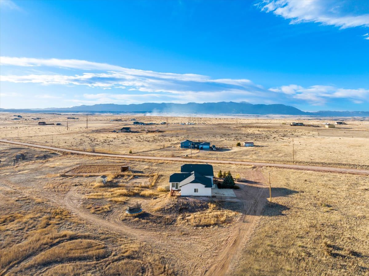 17865 High Plains View