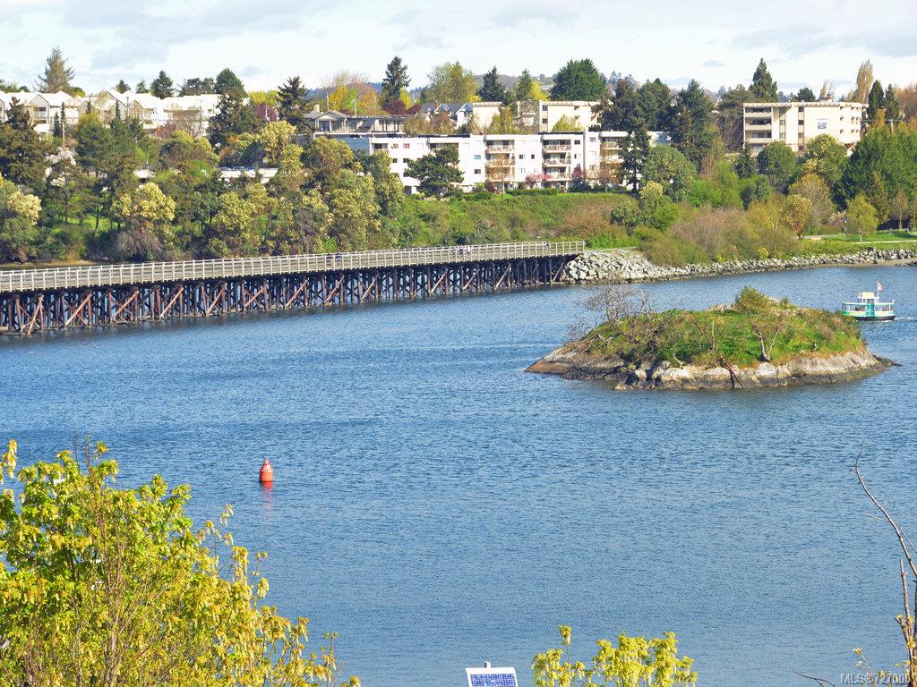 408-90 Regatta Landing