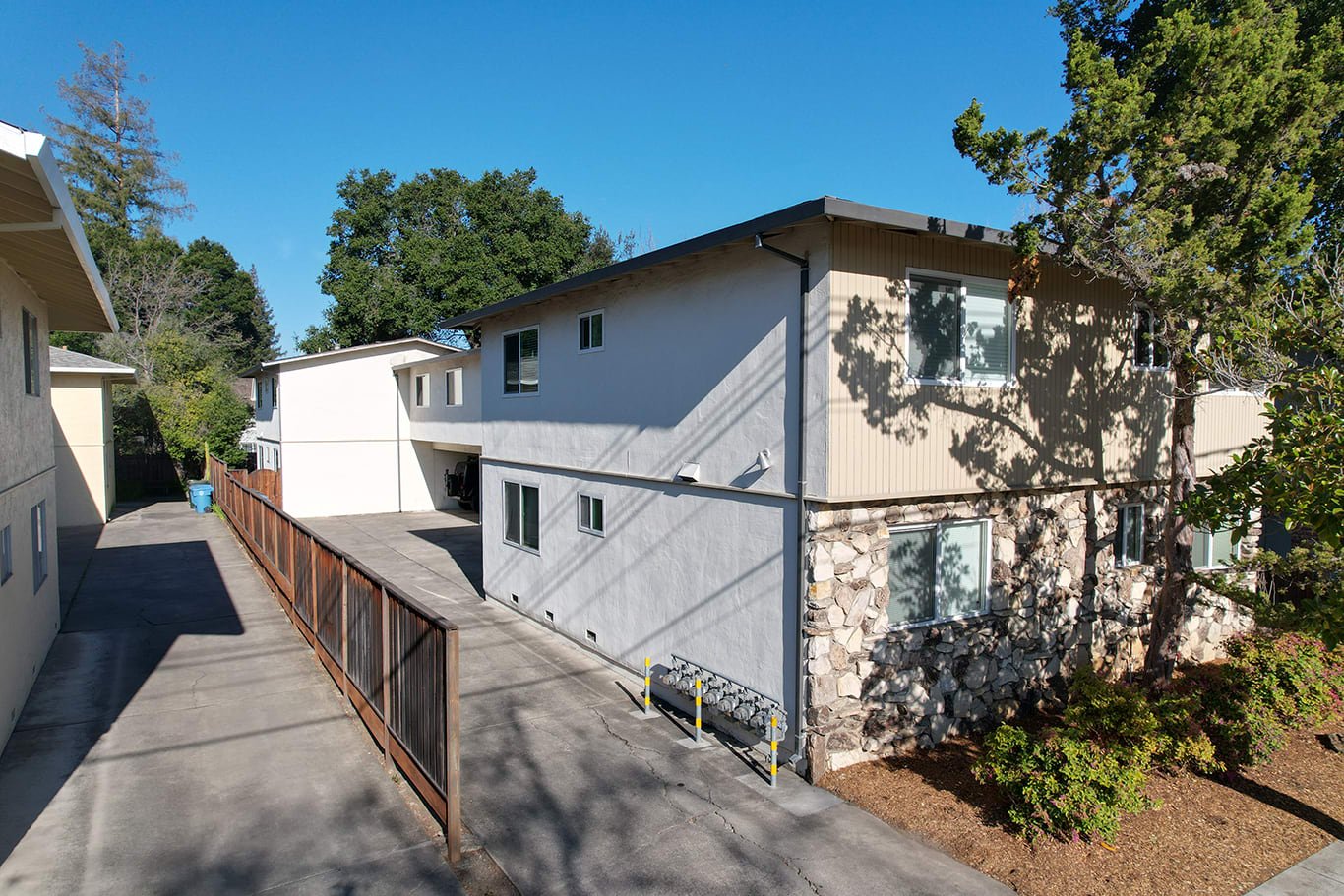 322 College Ave
