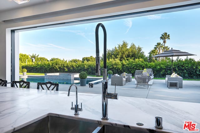 Eminence Azure