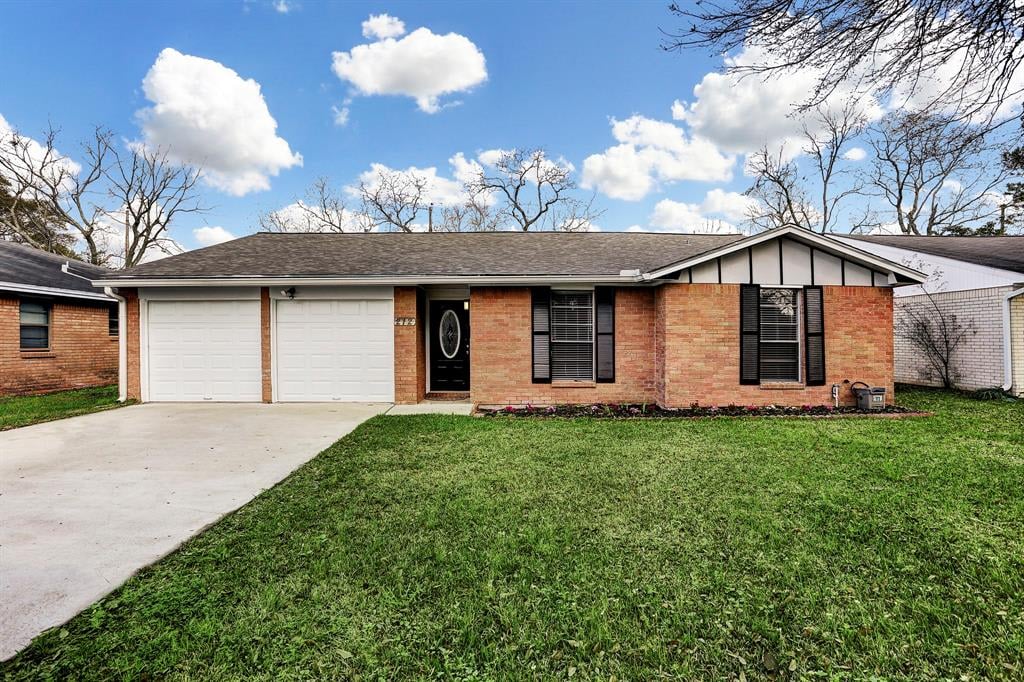 212 Harold Ln