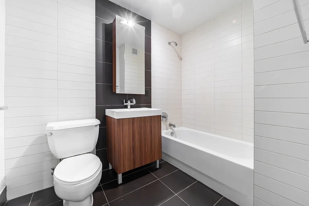 116 John Street, Apt 1611