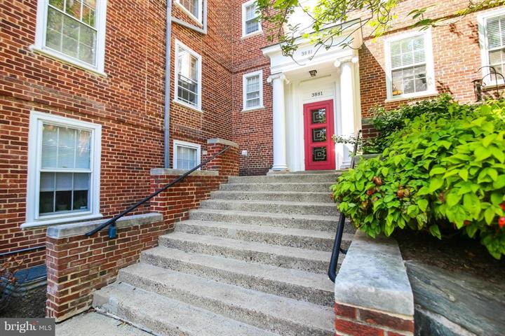 3881 Porter St NW #D-298
