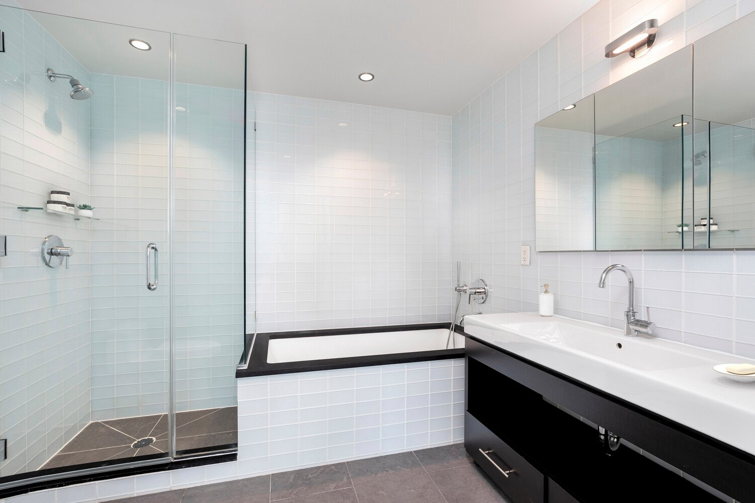 550 West 54th Street, Apt 24A