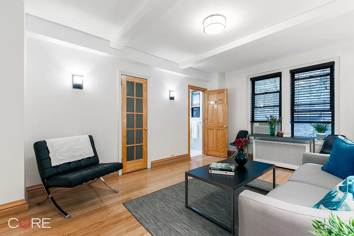 321 East 54th Street Unit: 2J