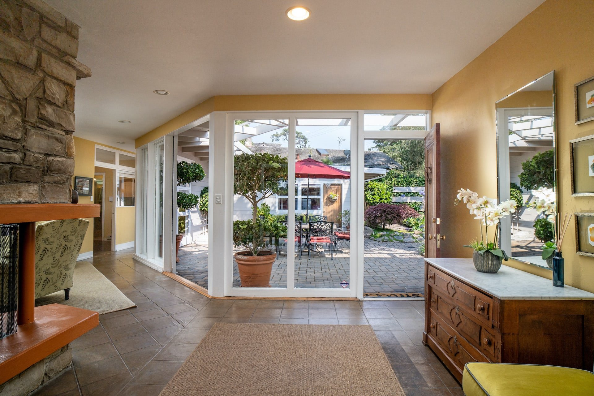 Carmel Pearl - 2915 Alta Ave, Carmel