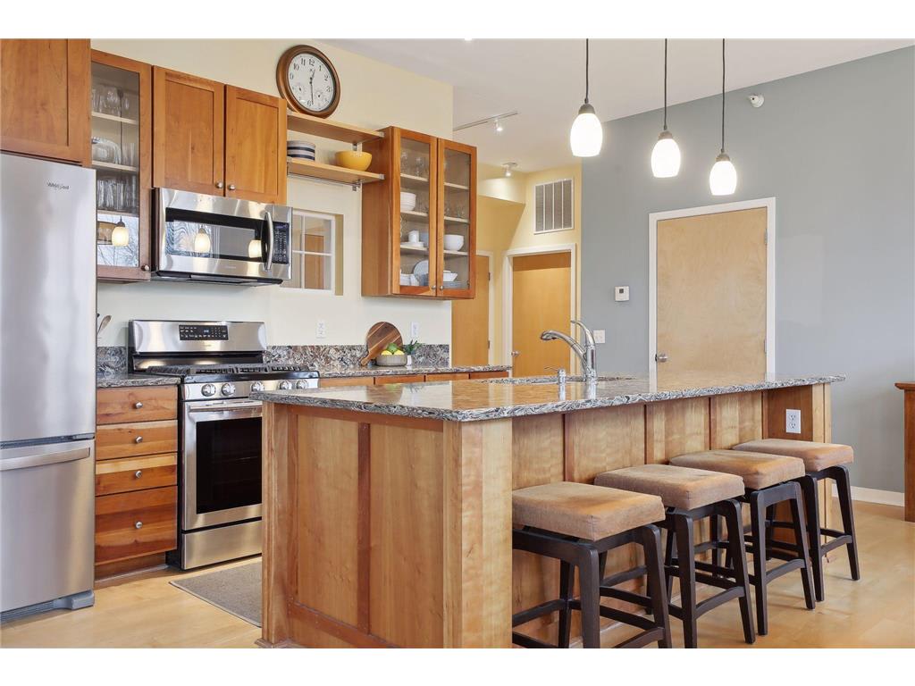 2845 Colfax Avenue S #W304 • BUYER REPRESENTATION