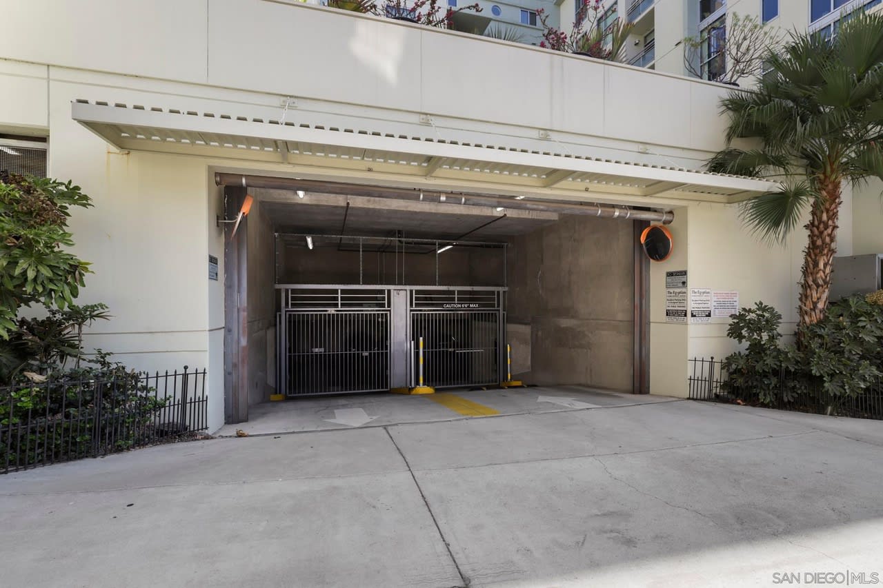3812 Park Blvd Unit: 314