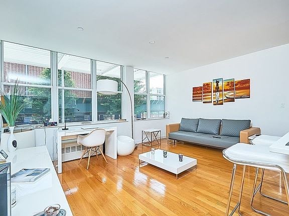 51 East 128th Street Unit: 2B