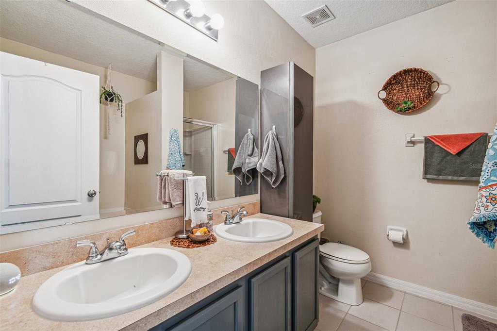 3154 Queen Alexandria Dr