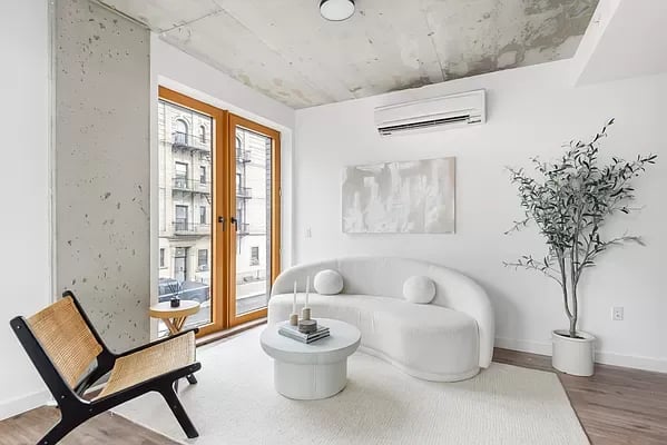 540 Graham Avenue Unit: 405