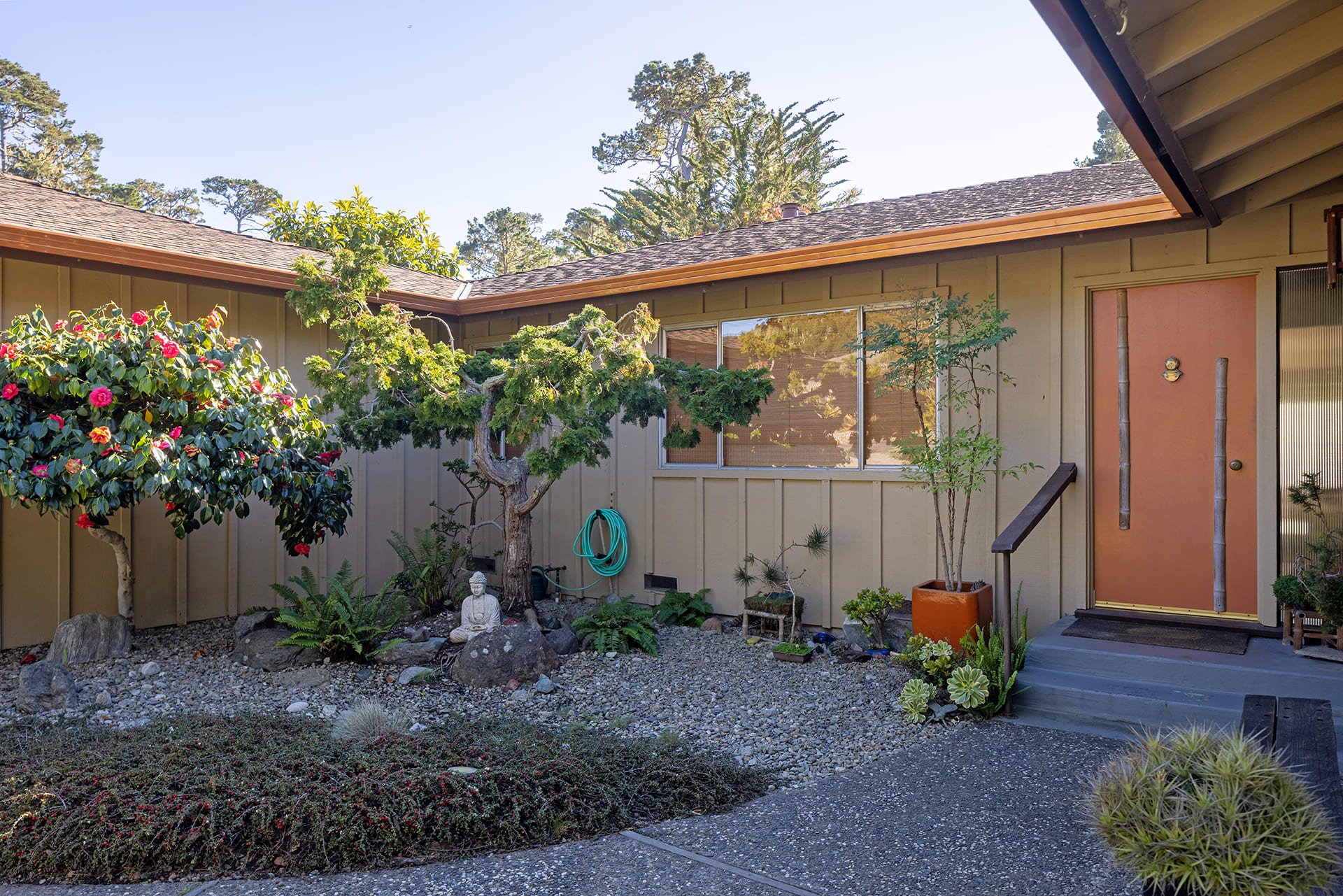 Pebble Beach Haven - 1122 Sawmill Gulch