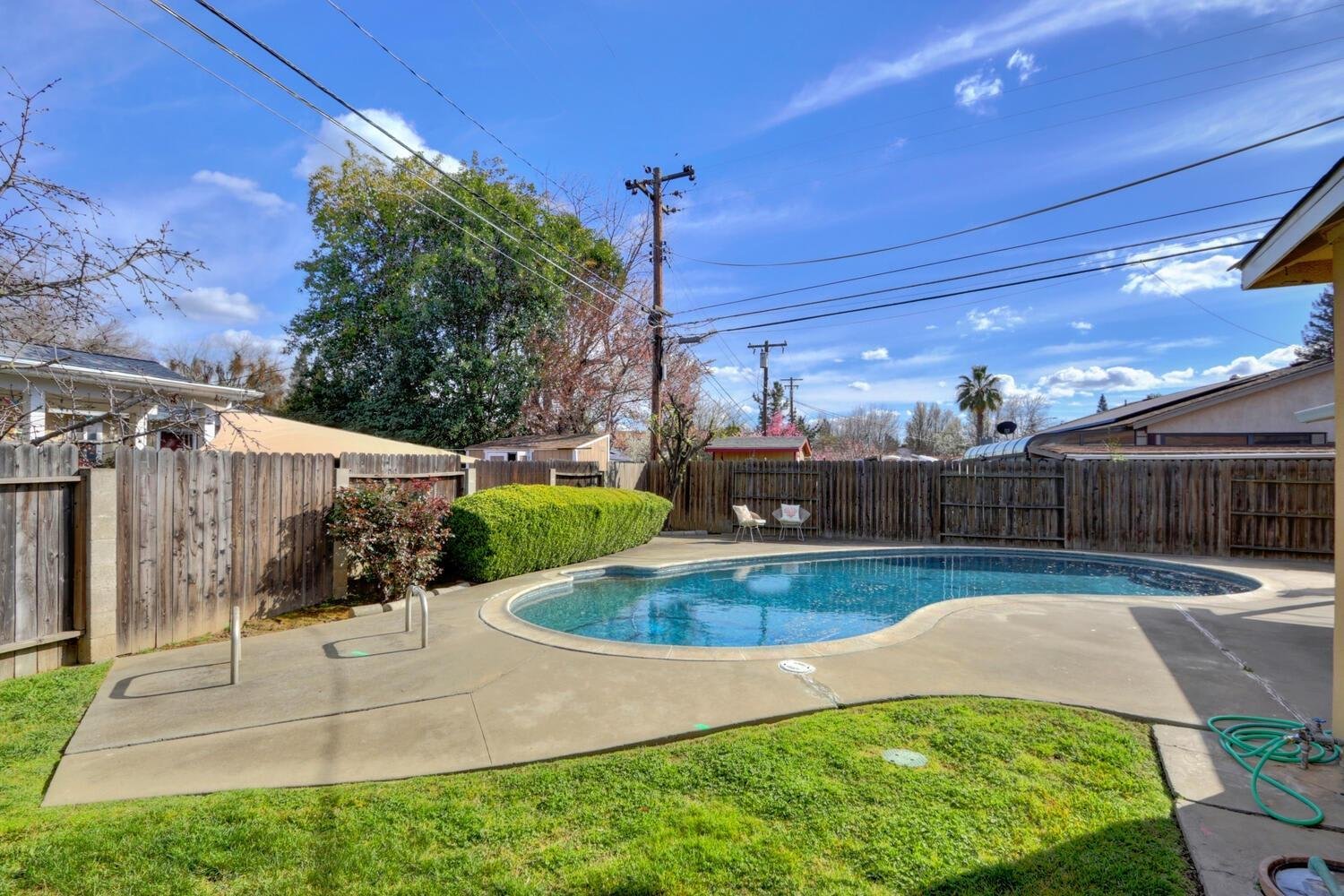 2448 Northview Dr