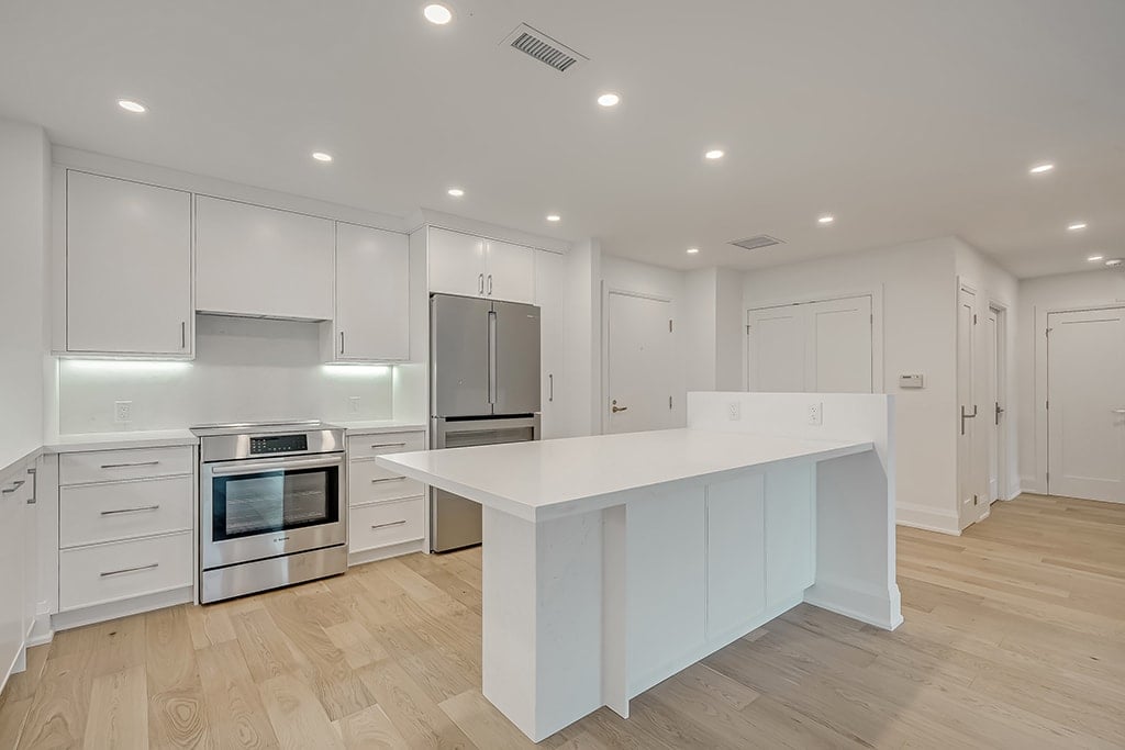 100 Lakeshore Road E Unit: 505