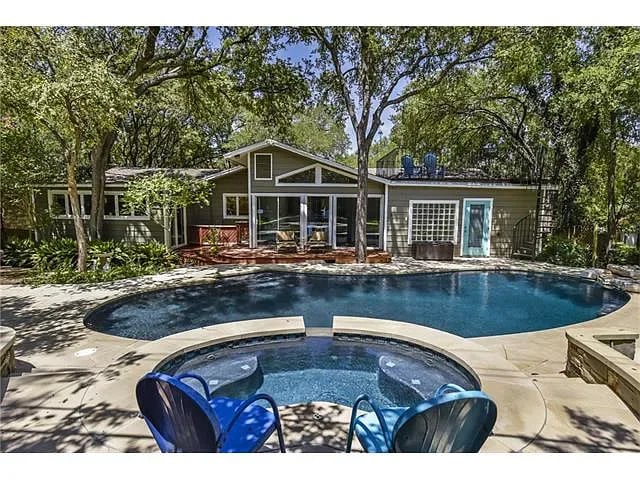 403 Bulian Ln