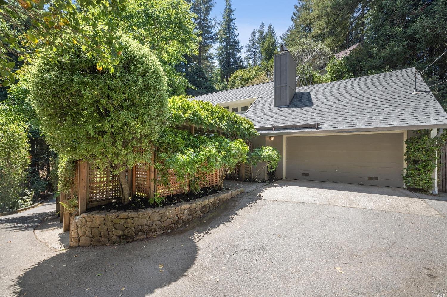 37 Rowan Way
