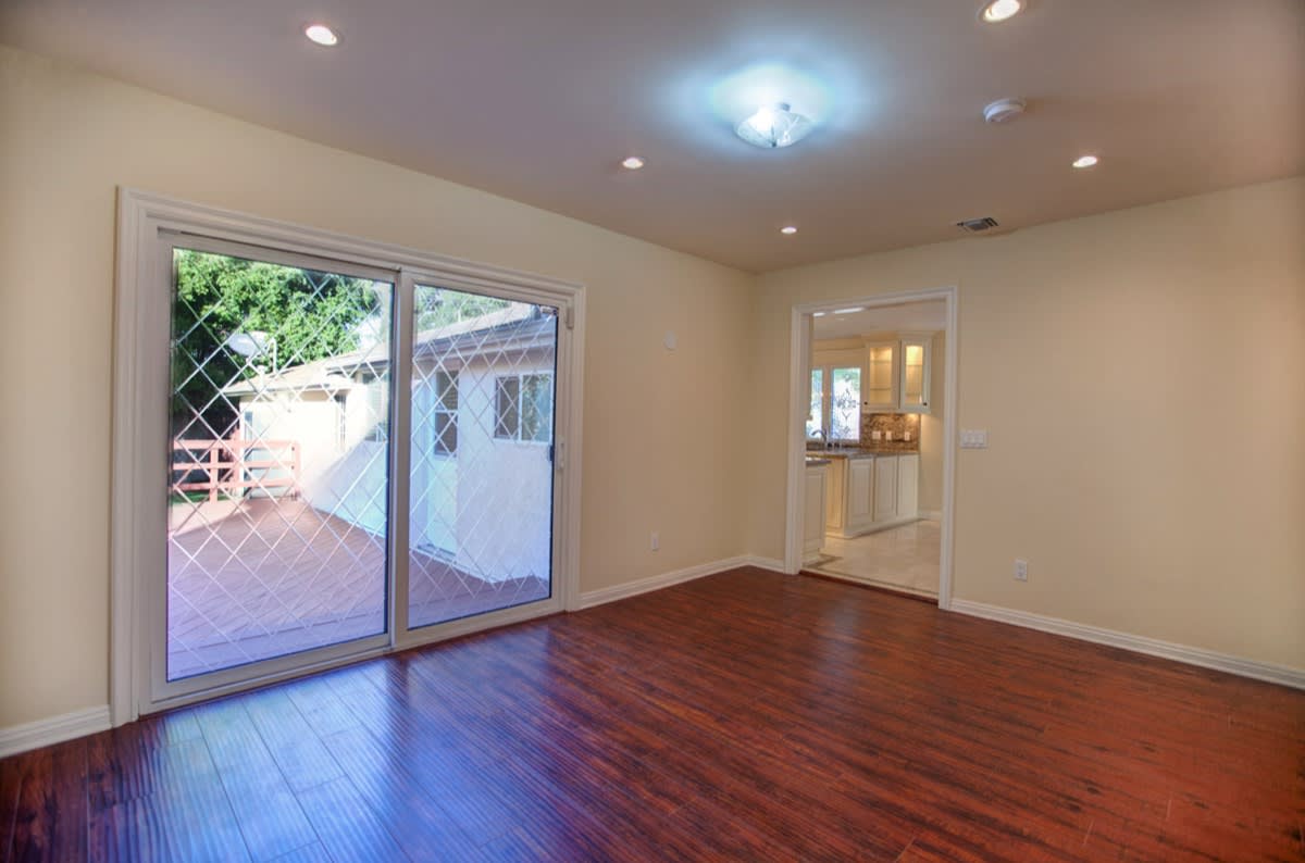 12903 Dickens St Studio City, CA