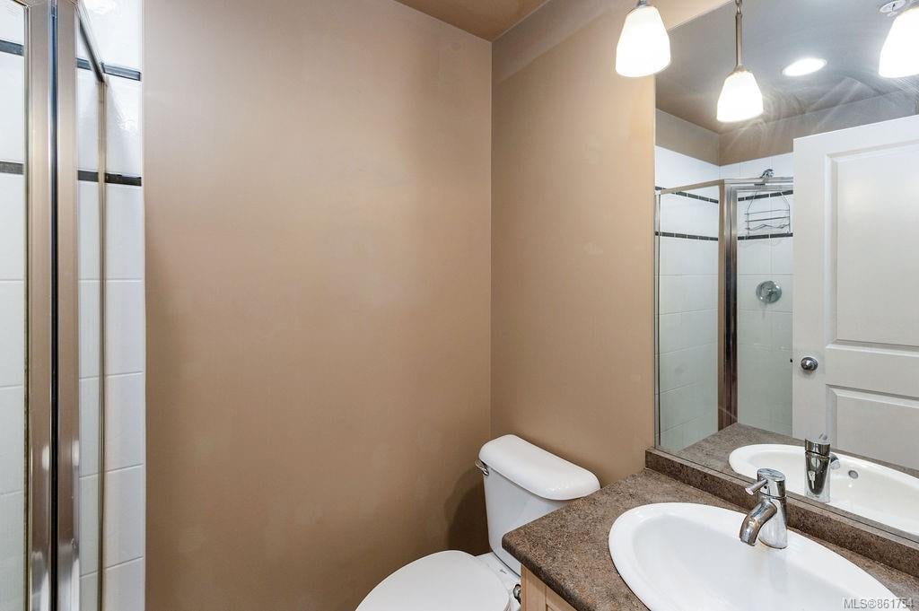 402-821 Goldstream Ave, Langford