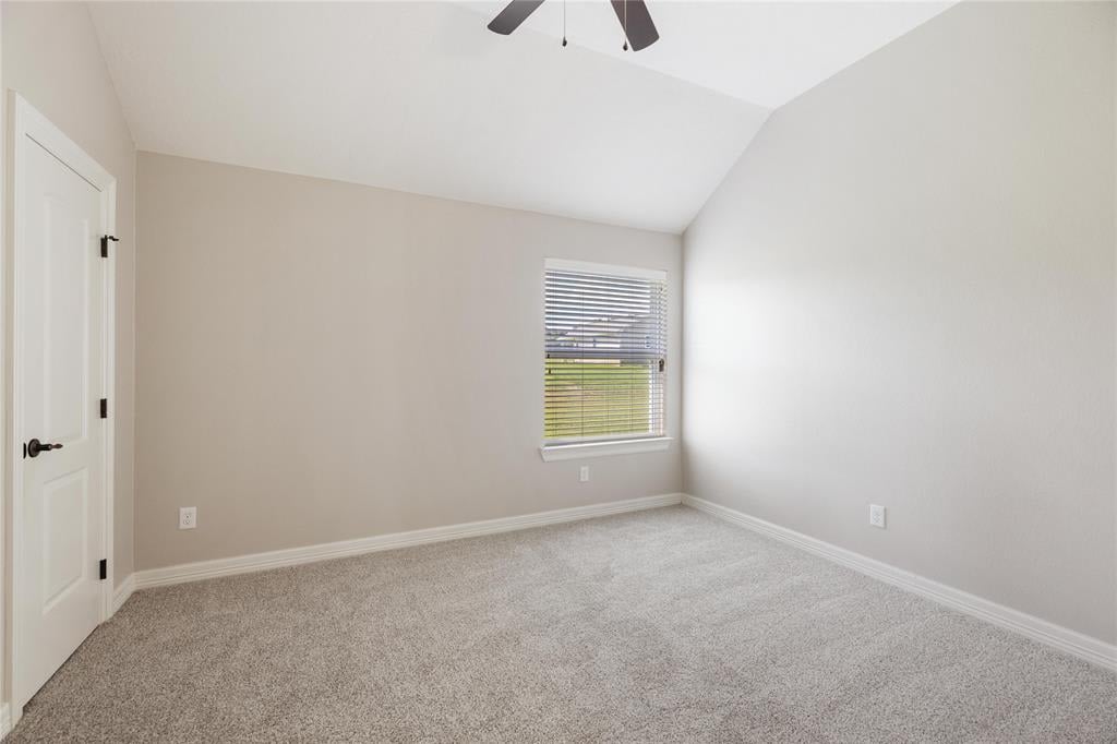 3252 Rolling Valley Ln