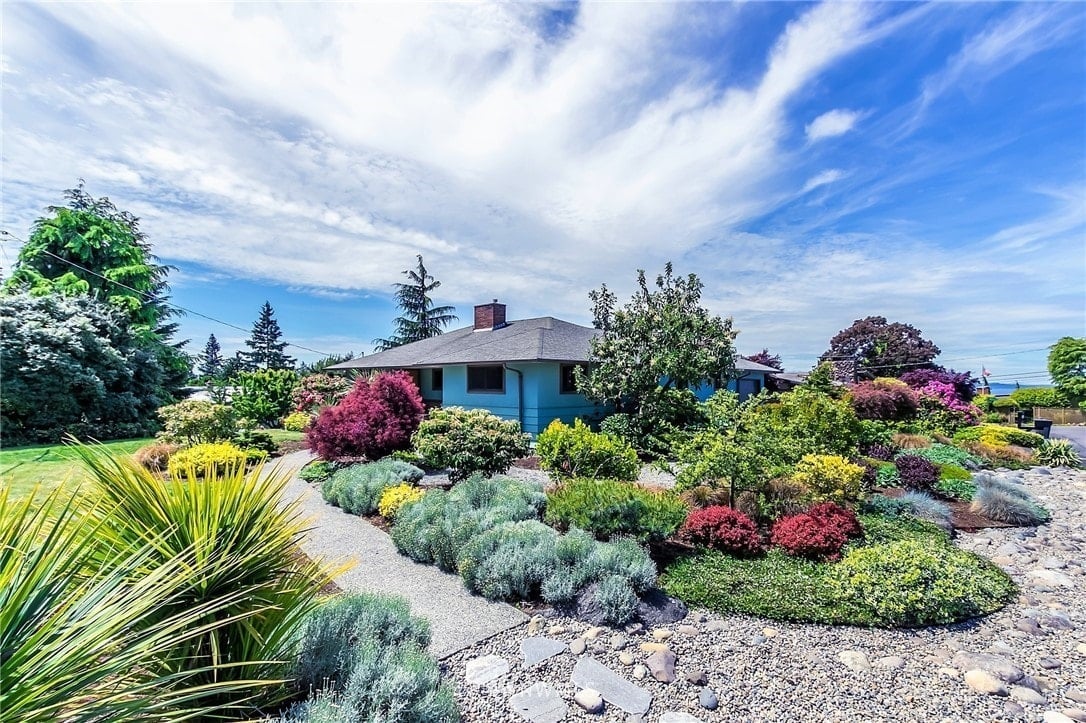 16753 Marine View Dr SW