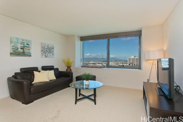 1200 Queen Emma St #3605