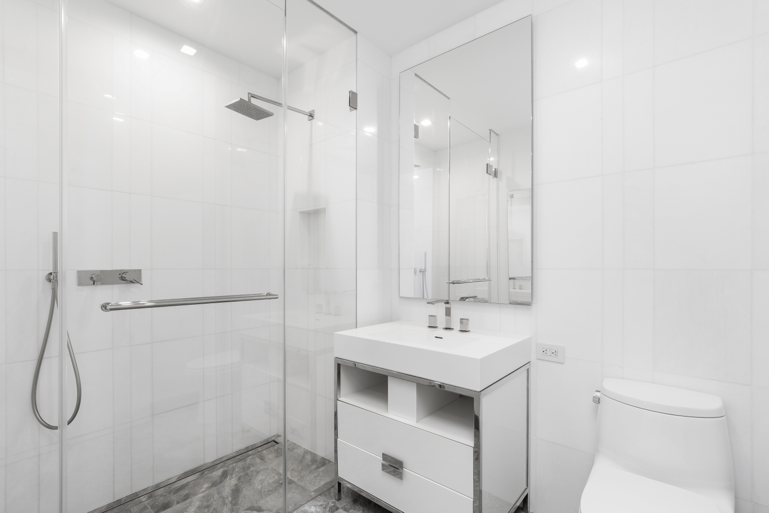 200 Amsterdam Avenue, Apt 25C
