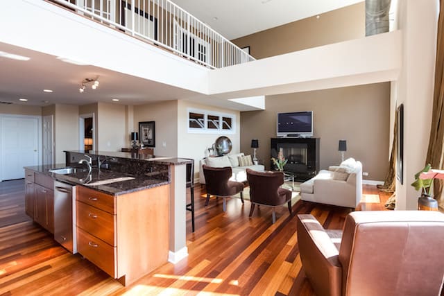 70 E 18th St, #4C