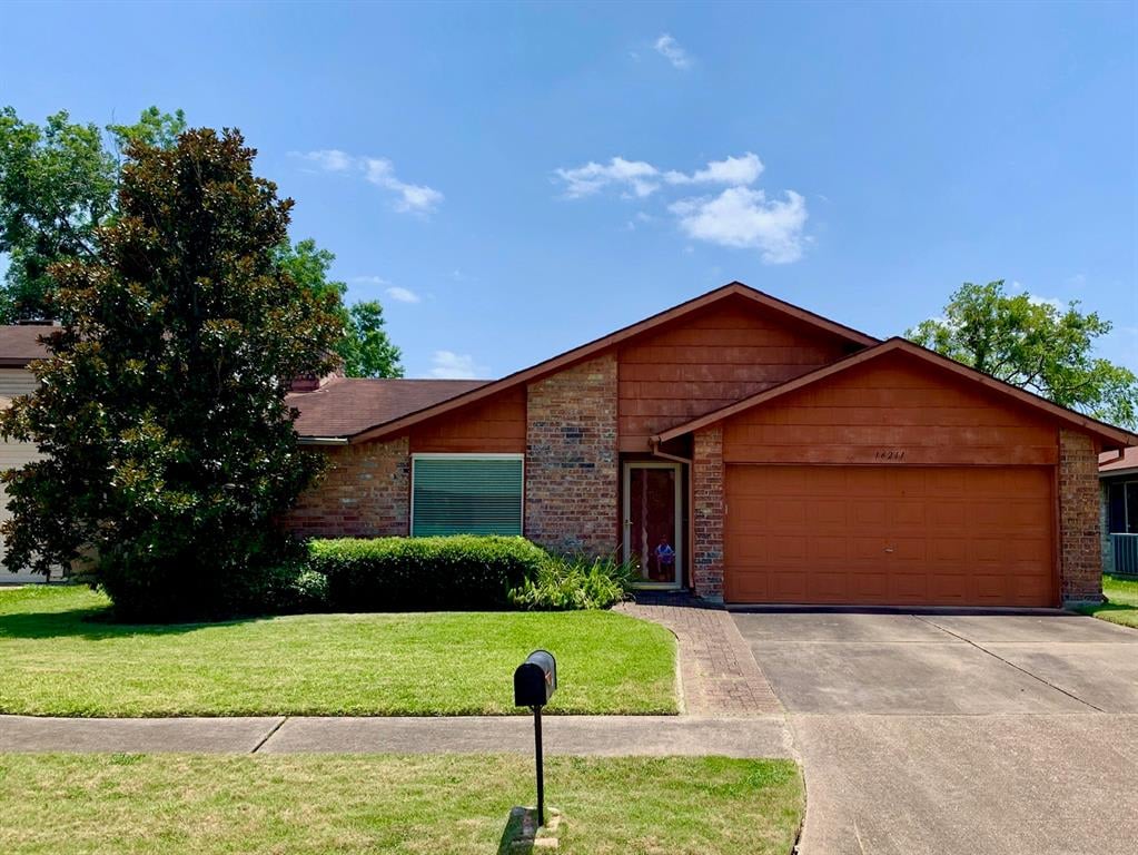 16211 La Gloria Dr