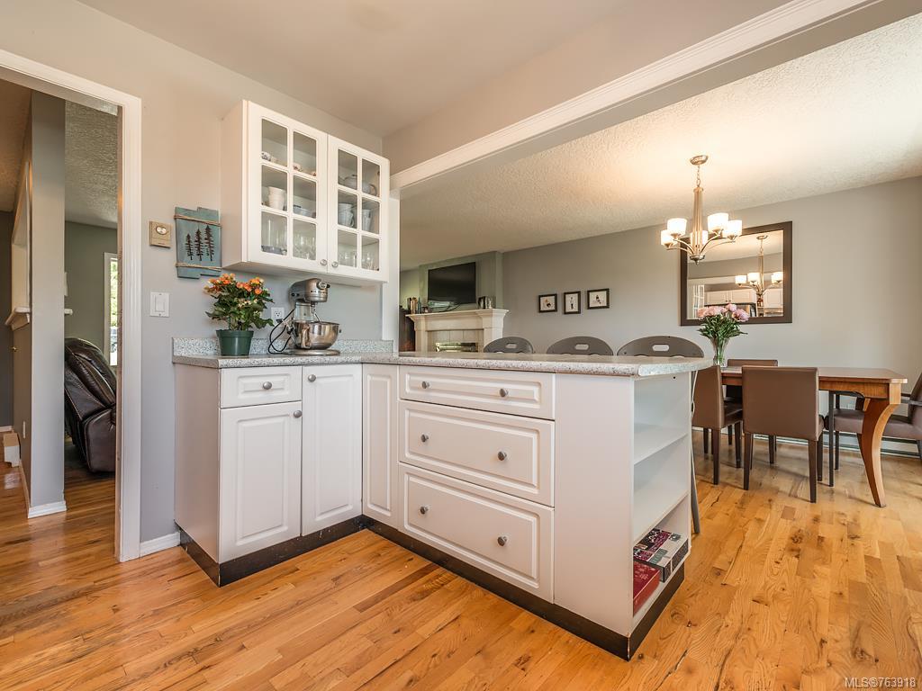 3359 St. Troy Pl