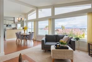 3690 Doncaster Dr
