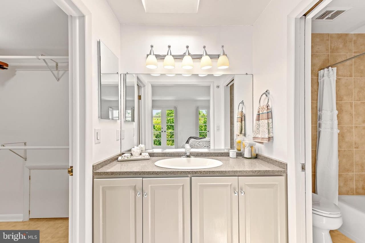 2128 Cathedral Ave NW - Buyer Represented
