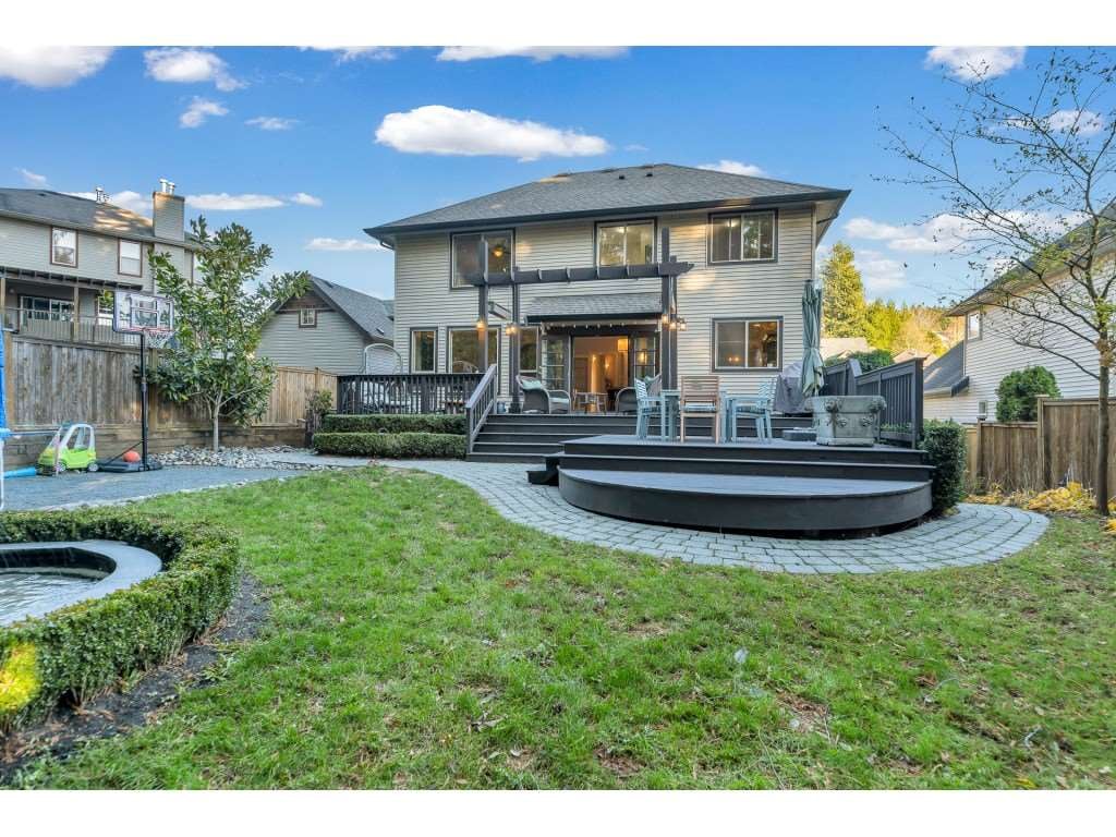 5099 Bridlewood Dr