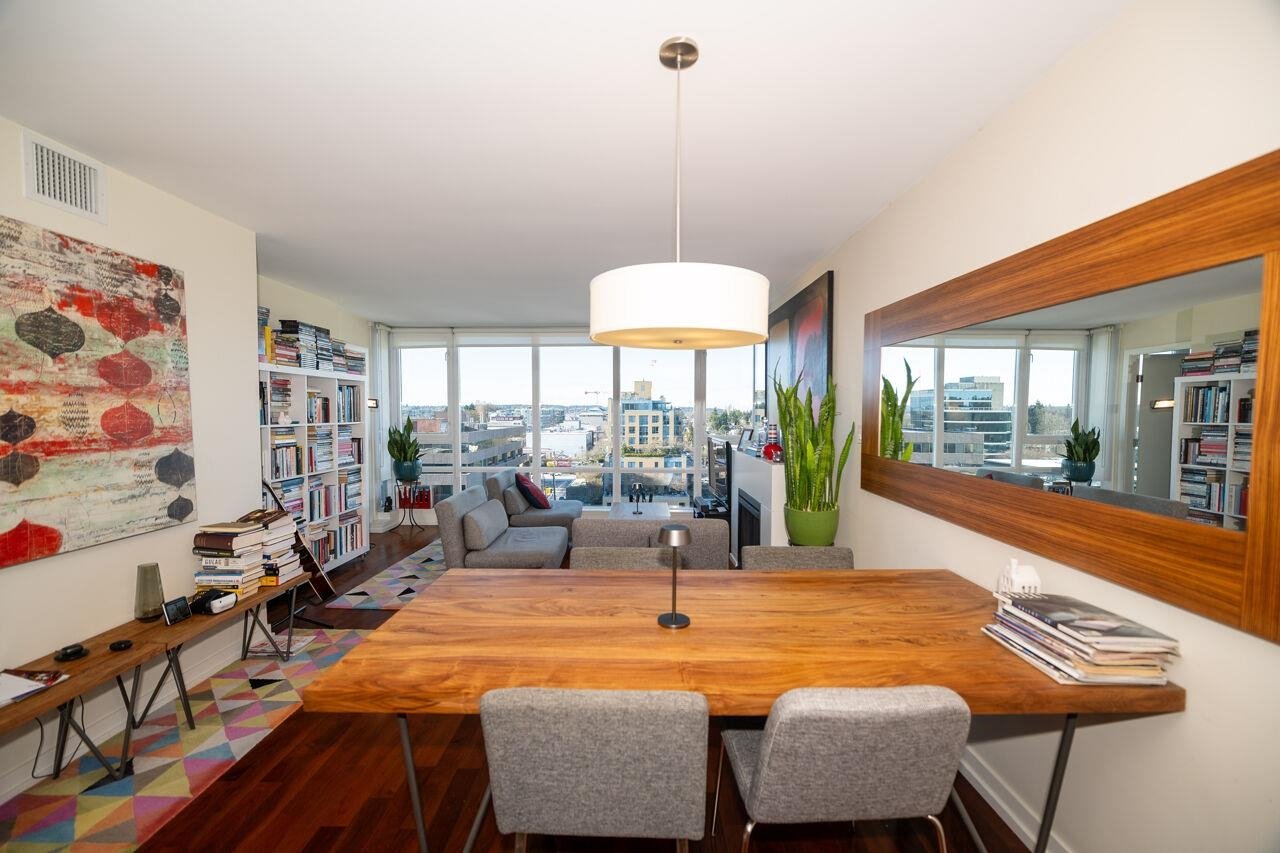 1102-1690 W 8th Ave
