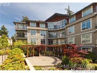 111-611 GOLDSTREAM Ave