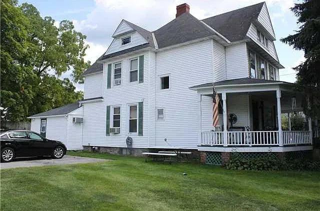 104 Elm St