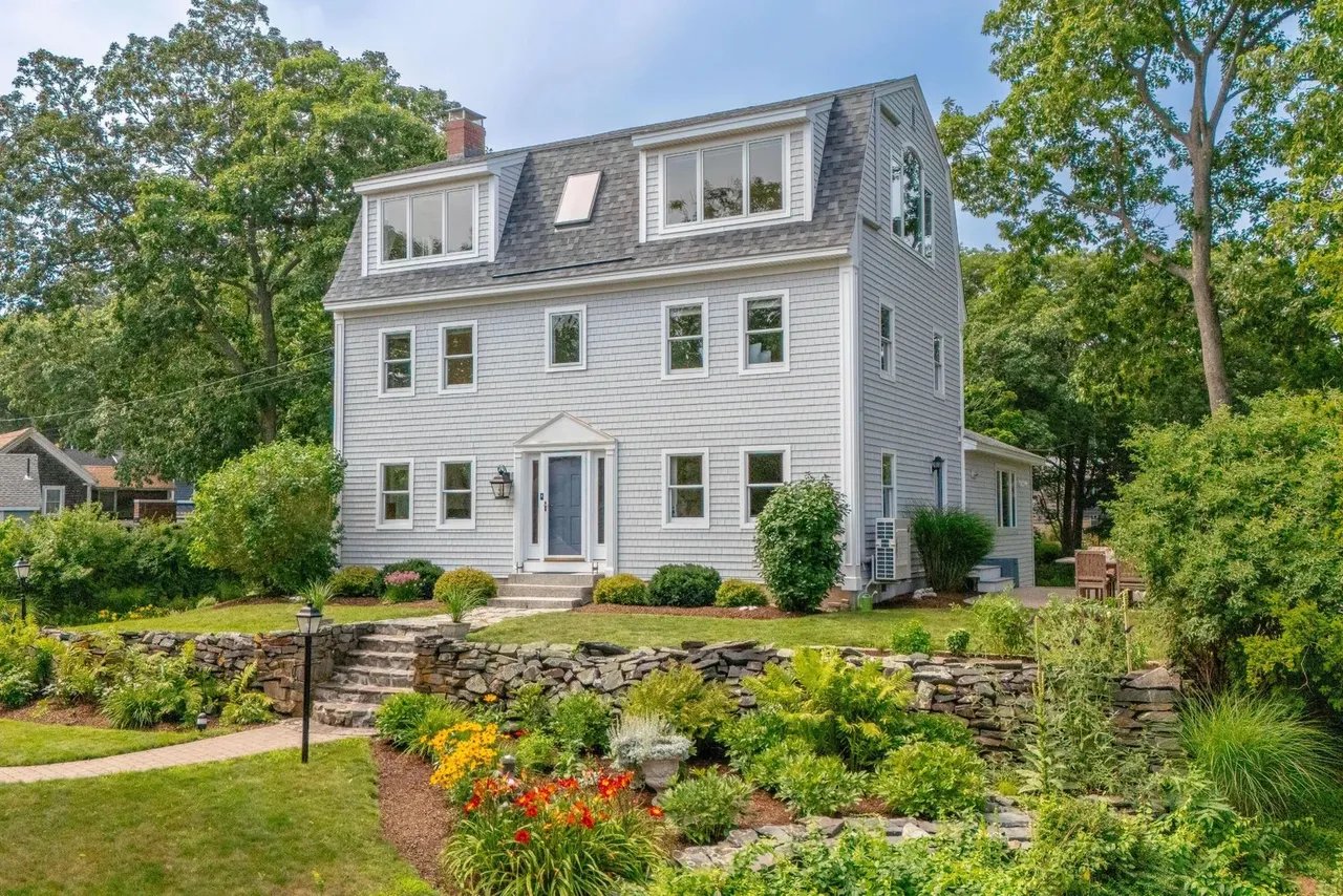 New Listing! 3 Roberts Lane, Cape Elizabeth, ME 04107 – $2,450,000