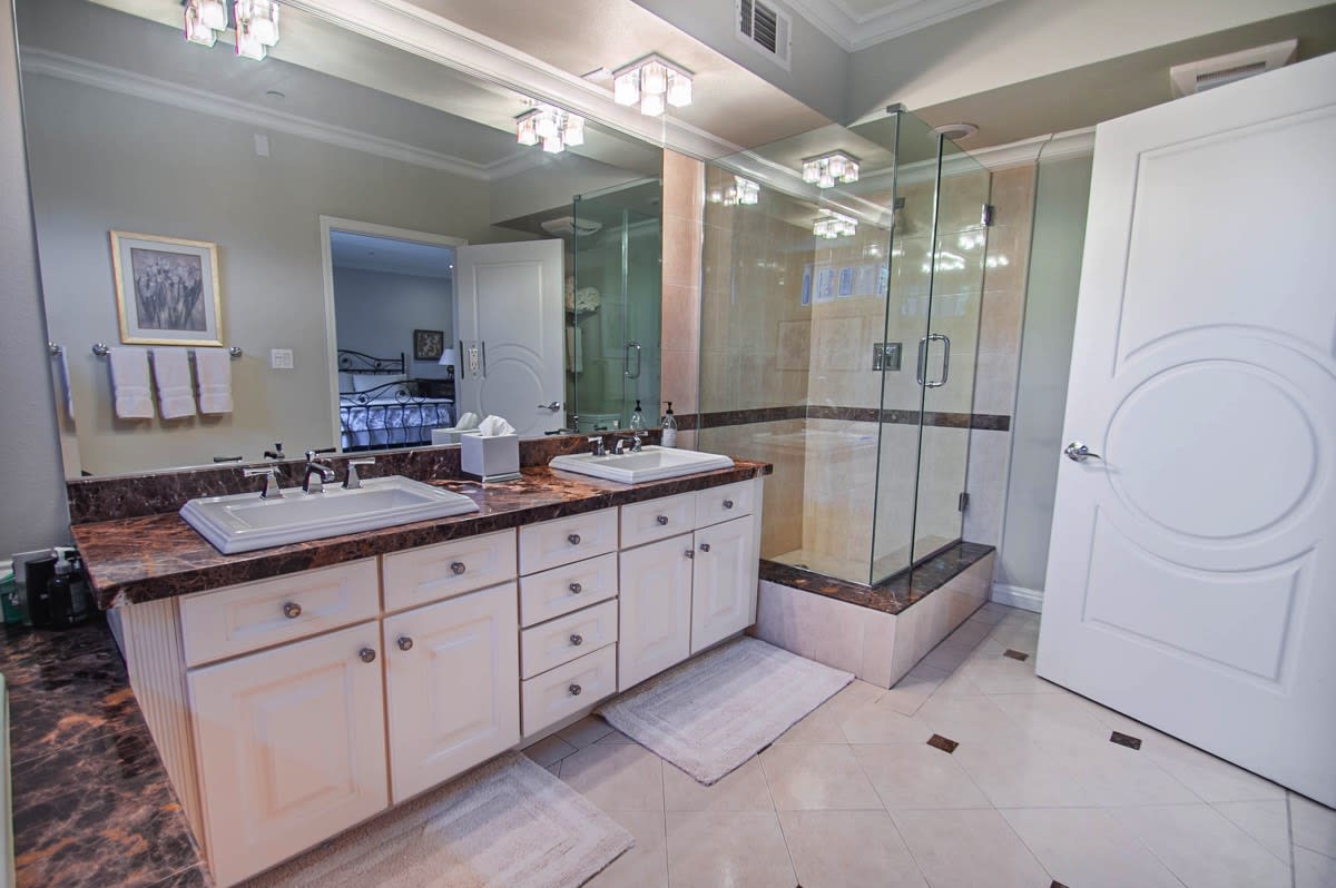 4533 Vista Del Monte Ave 101 Sherman Oaks, CA