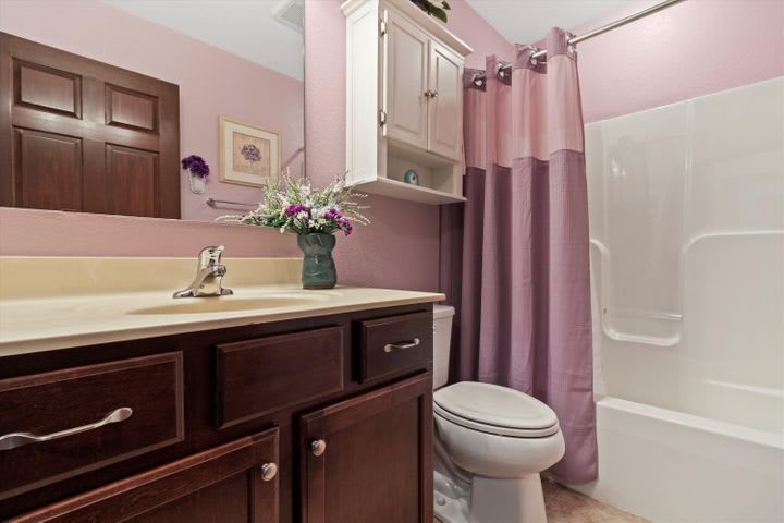 475 Woodfield Cir